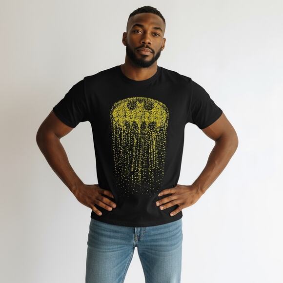 Batman Dripping Logo Shirt XL Black Yellow Raised Print DC Comics 2017 Polyester - Picture 1 of 12